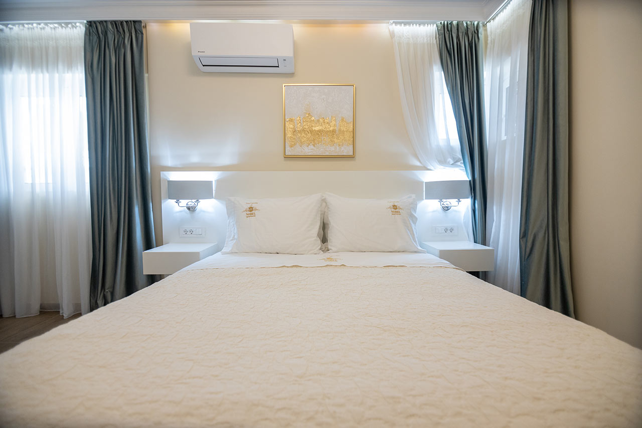 MASTER BEDROOM N1